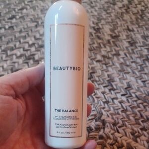 BeautyBio The Balance pH Balancing Gel Cleanser